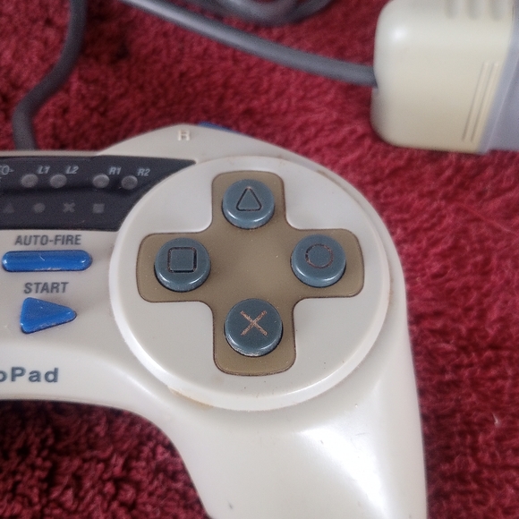 Interact Game Pad for the Playstation 1 (PS1) Controller PS ProPad - Picture 3 of 11